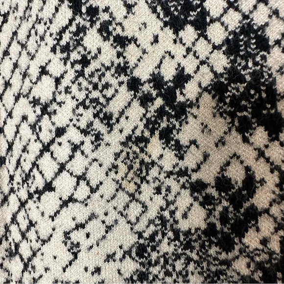 Guess High waist  skirt - Picture 3 of 6